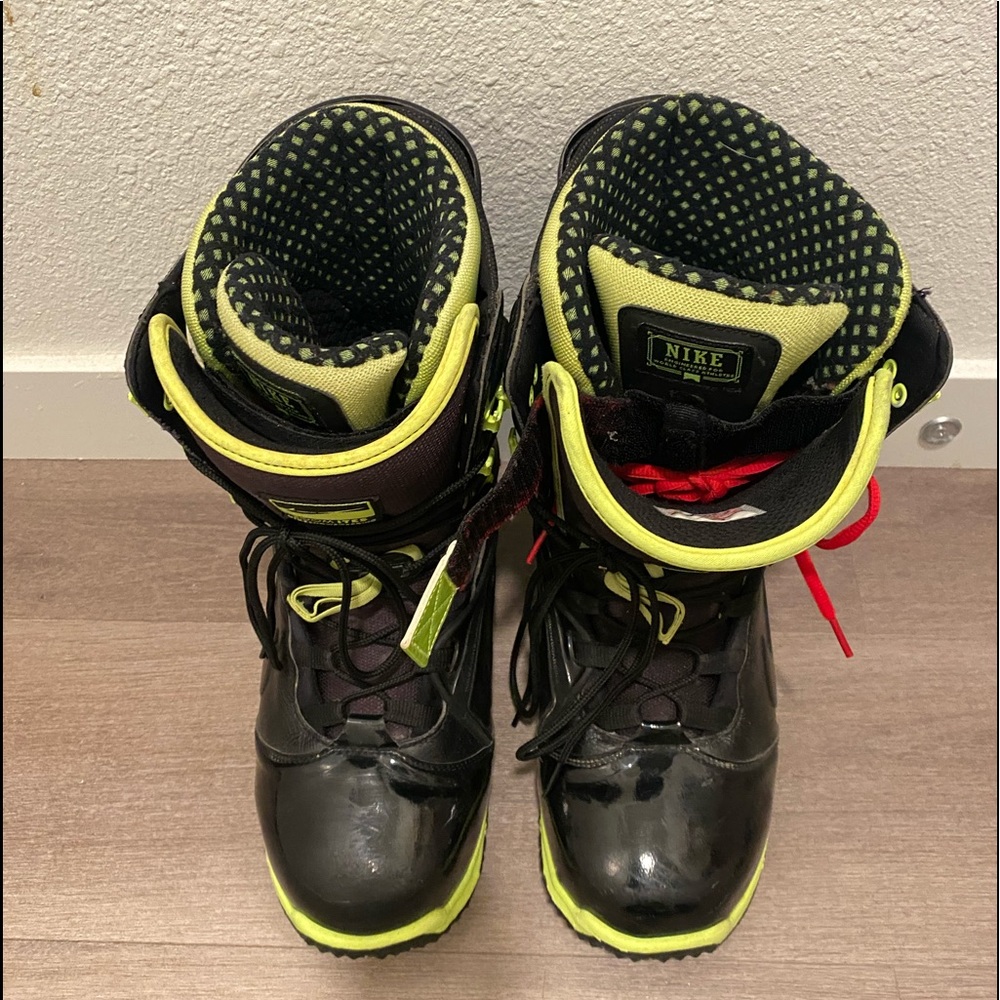 NIKE SB ZOOM ITES SNOWBOARD BOOTS